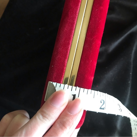 Vintage Red Velvet Travel Jewelry Box - Picture 11 of 11